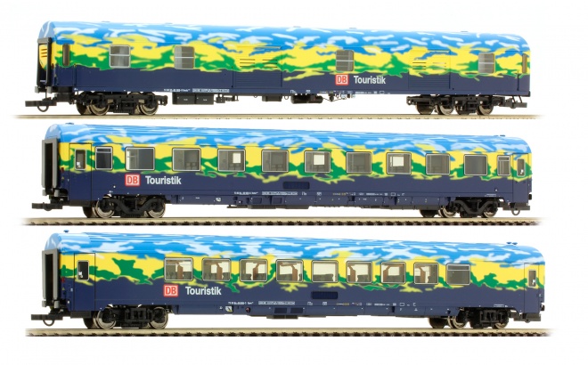 Set of 3 passenger cars of DB-touristik train (Set 1)<br /><a href='images/pictures/Roco/222712_c.jpg' target='_blank'>Full size image</a>